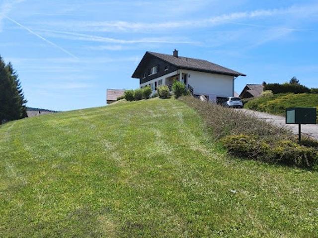Vente Maison 10 pièces 183 m2 Vaux et Chantegrue