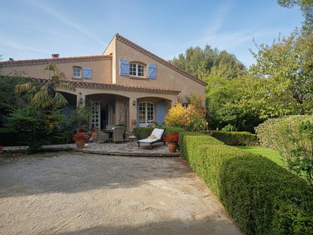 Vente Maison 10 pièces 182 m2 Montolieu
