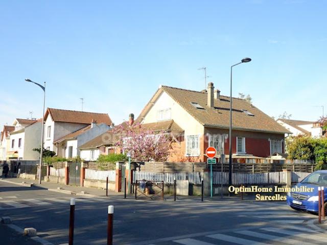 Vente Maison 10 pièces 182 m2 Pierrefitte sur Seine