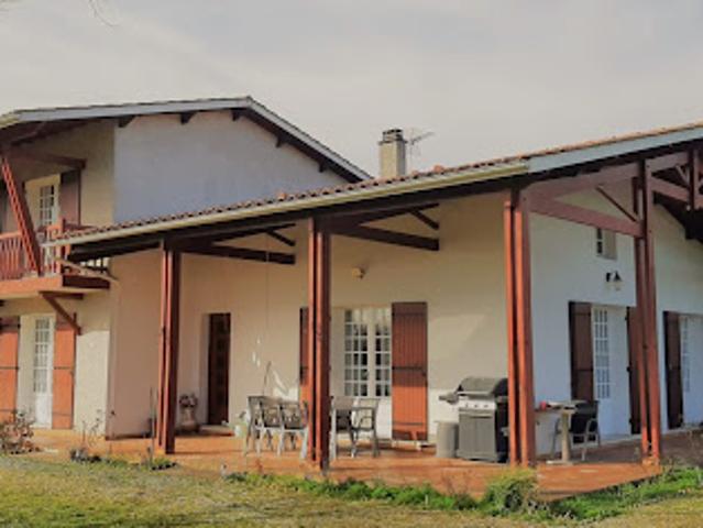 Vente Maison 10 pièces 190 m2 Captieux