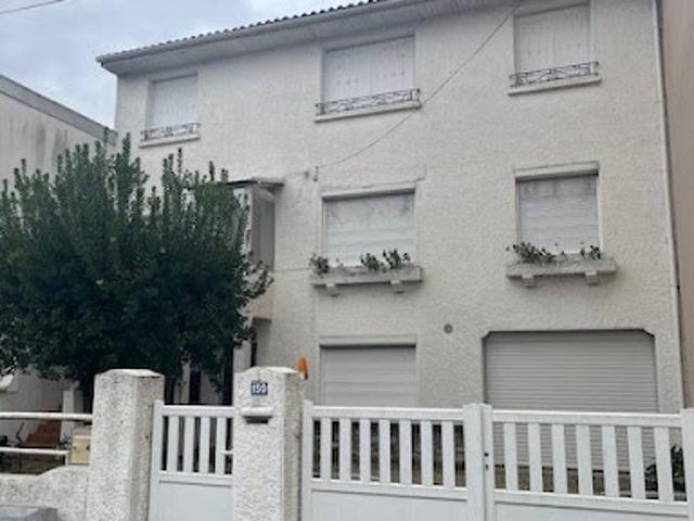 Vente Maison 10 pièces 190 m2 Pau