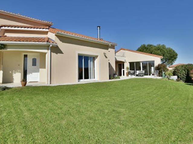 Vente Maison 10 pièces 195 m2 Cholet