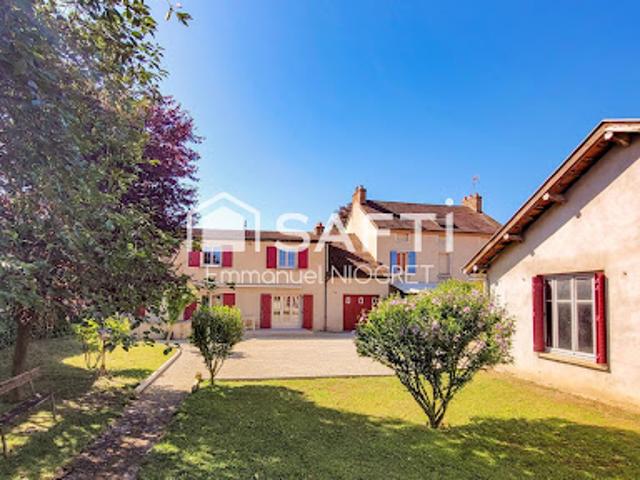 Vente Maison 10 pièces 199 m2 Genlis