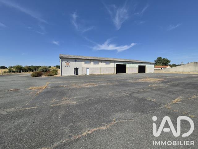 Vente Appartement 10 pièces 950 m2 Saint Léger de Montbrun