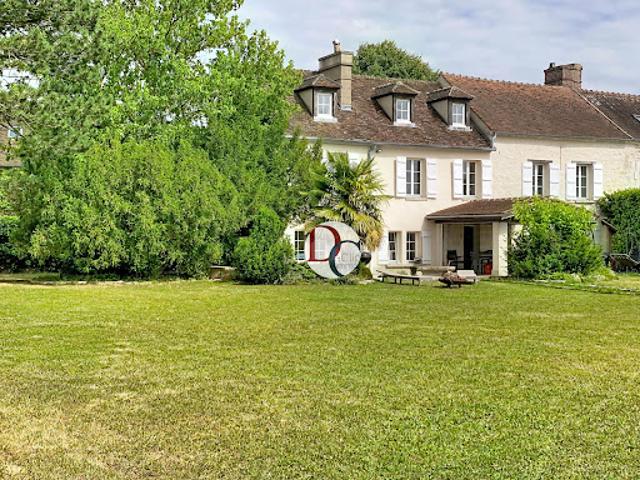 Vente Maison 10 pièces 240 m2 Senlis