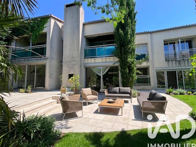 Vente Maison 10 pièces 247 m2 Vals les Bains