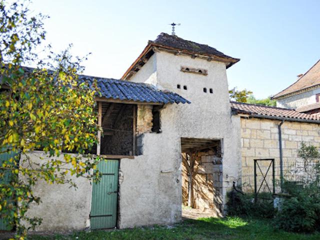 Vente Maison 10 pièces 247 m2 Savignac les Eglises