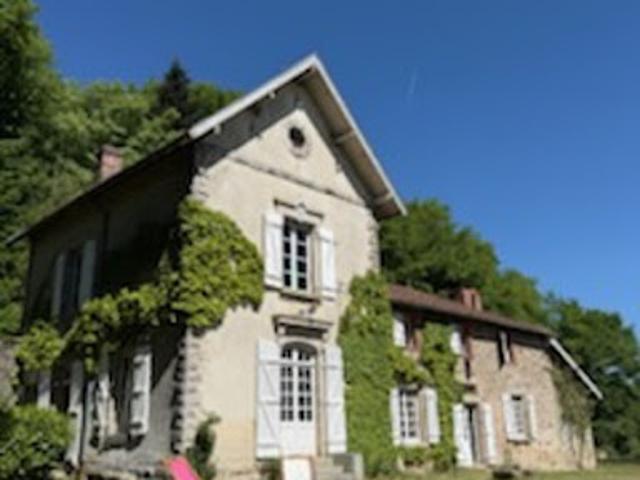 Vente Maison 10 pièces 244 m2 Saint Just le Martel