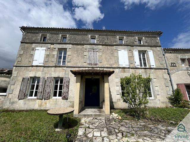 Vente Maison 10 pièces 245 m2 Verdille