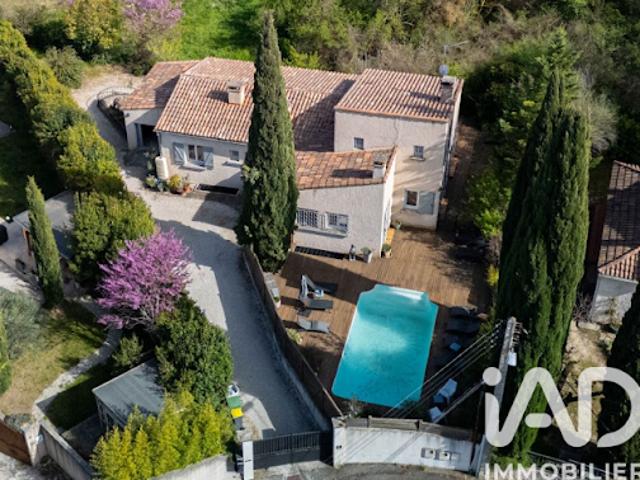 Vente Maison 10 pièces 250 m2 Aix en Provence