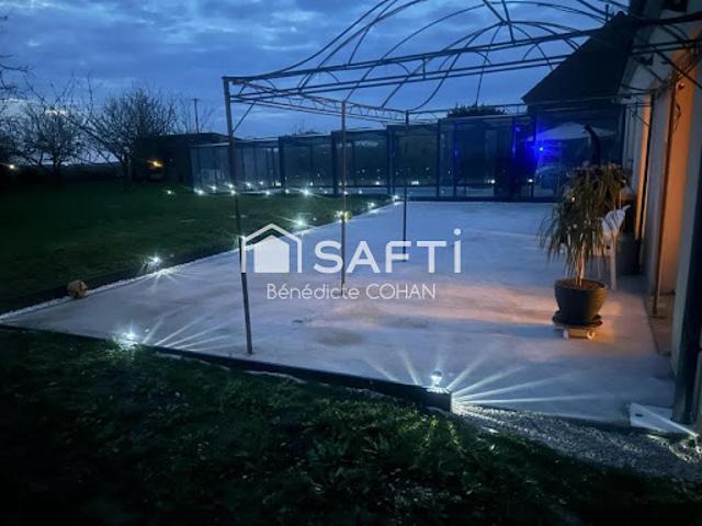 Vente Maison 10 pièces 250 m2 Montainville