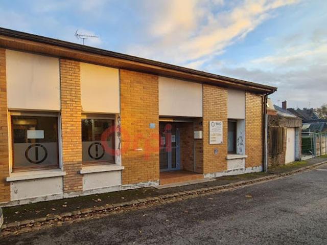 Vente Maison 10 pièces 251 m2 Peronne