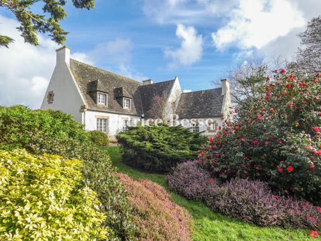Vente Maison 10 pièces 255 m2 Plounéour Brignogan plages