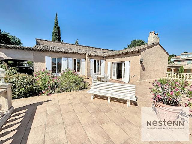 Vente Maison 10 pièces 258.54 m2 Saint aygulf