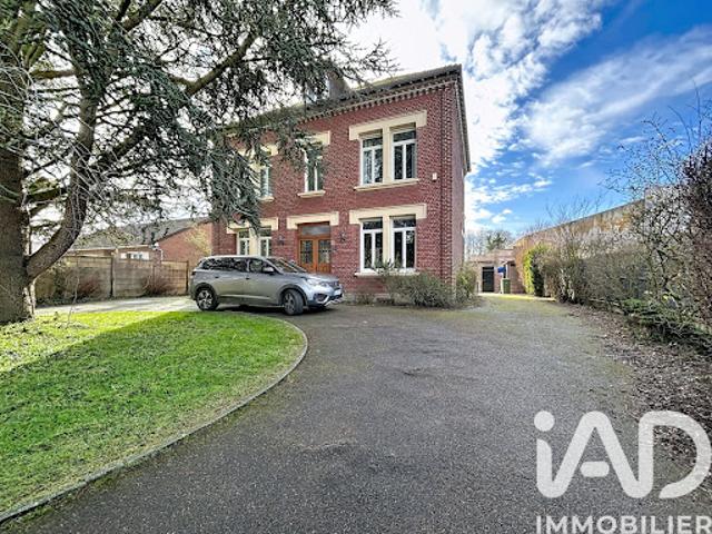 Vente Maison 10 pièces 260 m2 Boves