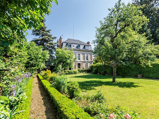 Vente Maison 10 pièces 260 m2 Dijon