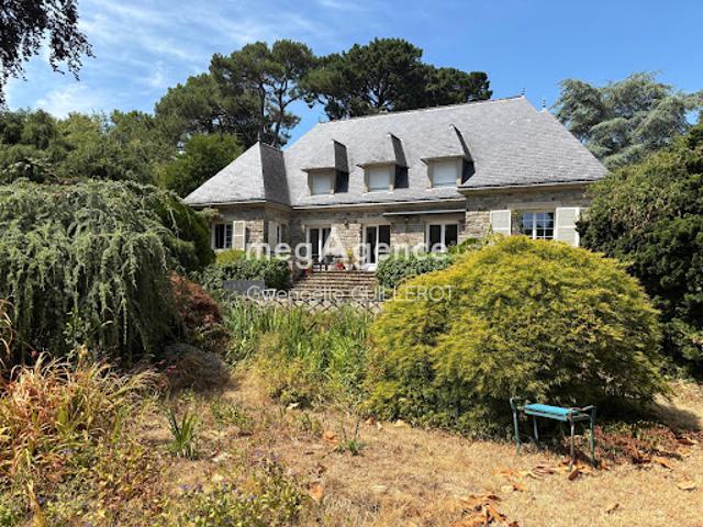 Vente Maison 10 pièces 260 m2 Larmor Plage