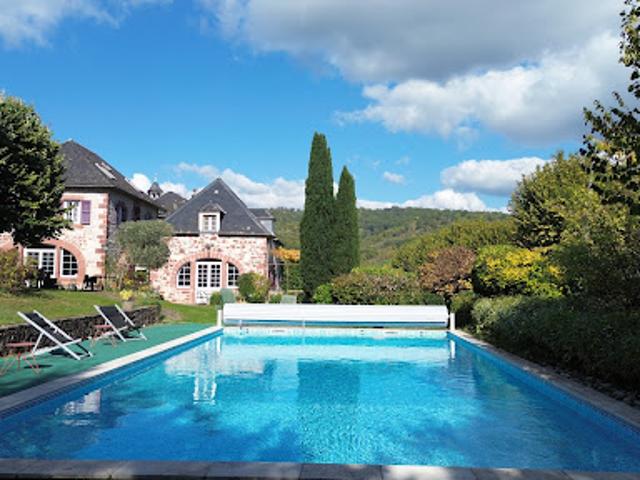 Vente Maison 10 pièces 260 m2 Meyssac