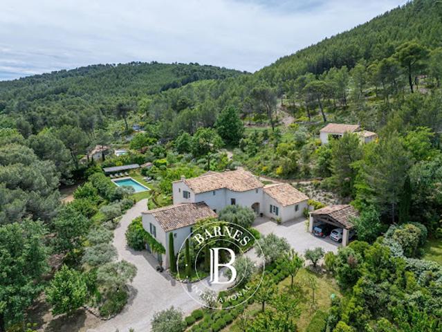 Vente Maison 10 pièces 262 m2 Aix en Provence