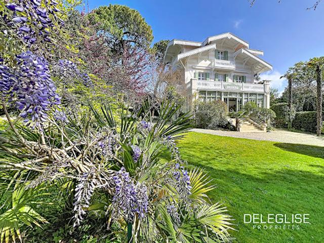 Vente Maison 10 pièces 262 m2 Arcachon