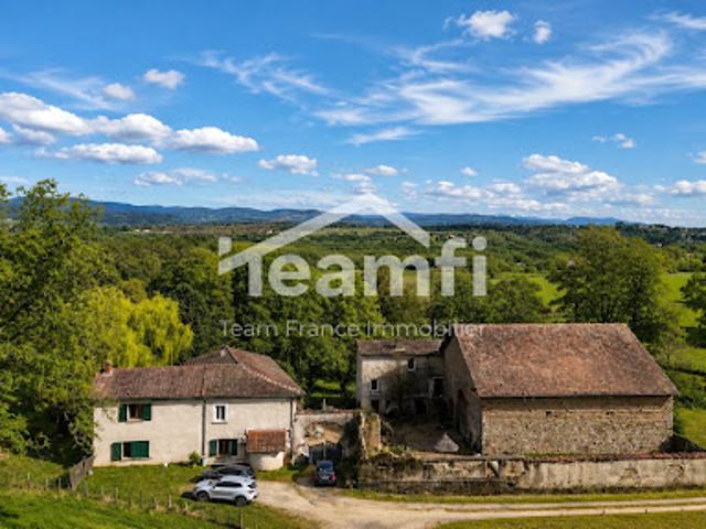 Vente Maison 10 pièces 265 m2 Courpière