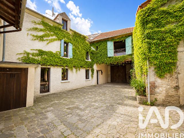 Vente Maison 10 pièces 266 m2 Montmagny