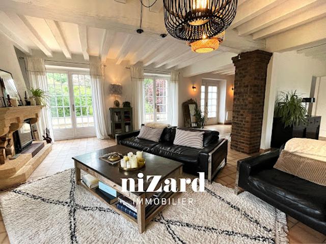 Vente Maison 10 pièces 271 m2 Dreux
