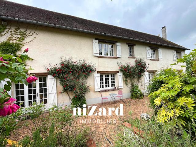 Vente Maison 10 pièces 271 m2 Montreuil