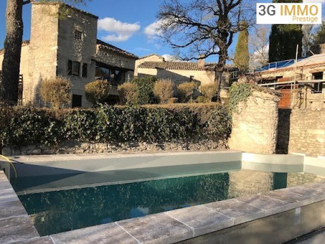 Vente Maison 10 pièces 272 m2 Le Montat