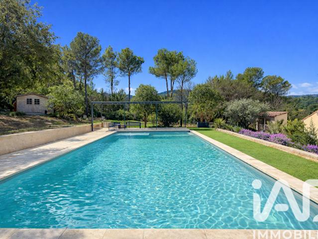 Vente Maison 10 pièces 272 m2 Peyrolles en Provence