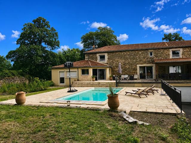 Vente Maison 10 pièces 277 m2 Cholet