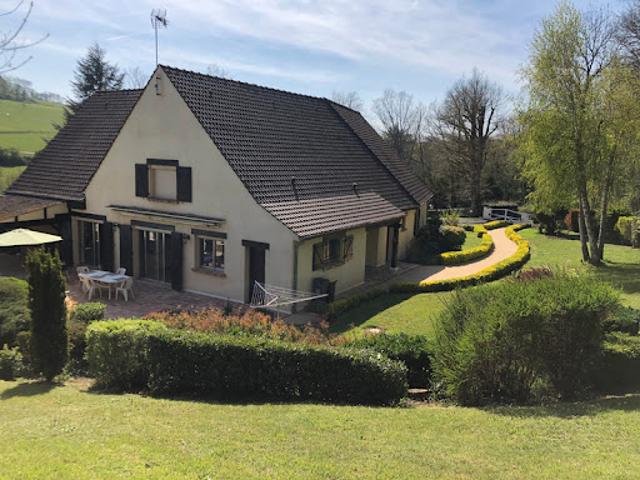 Vente Maison 10 pièces 275 m2 Chézy sur Marne