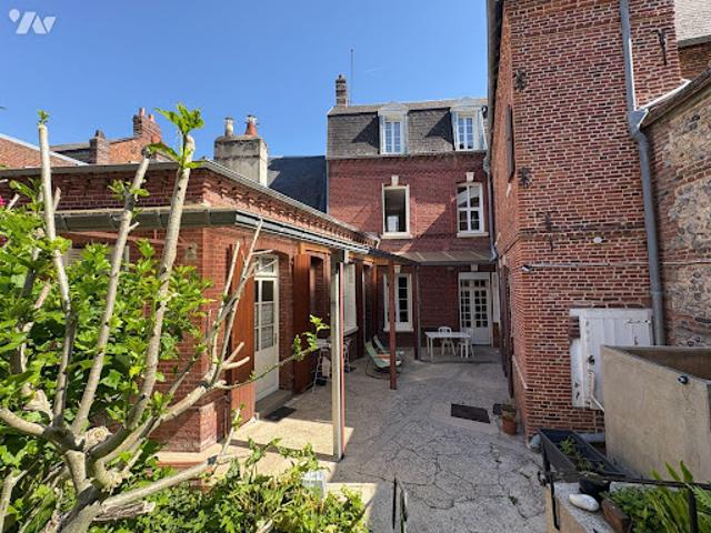 Vente Maison 10 pièces 278 m2 Eu
