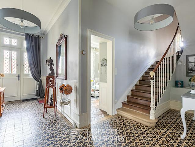 Vente Maison 10 pièces 278 m2 Senlis