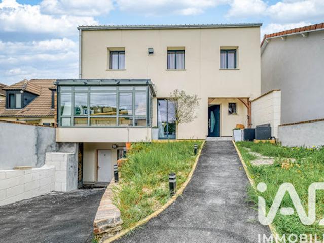 Vente Maison 10 pièces 283 m2 Gagny