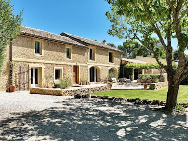 Vente Maison 10 pièces 280 m2 Uchaux