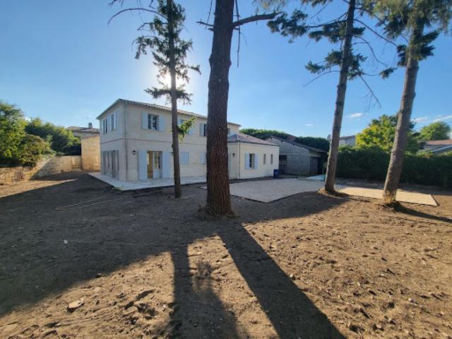 Vente Maison 10 pièces 280 m2 Bordeaux