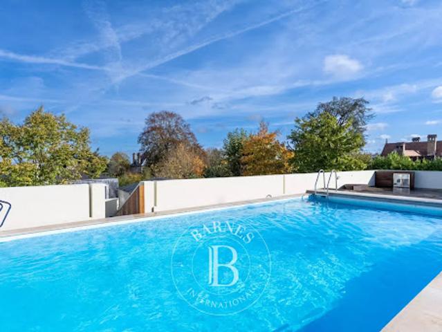 Vente Maison 10 pièces 280 m2 Bougival