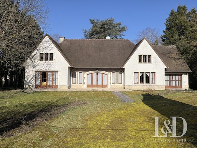 Vente Maison 10 pièces 280 m2 Compiegne