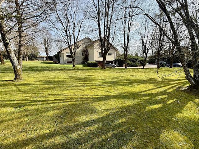 Vente Maison 10 pièces 280 m2 Madonne et Lamerey
