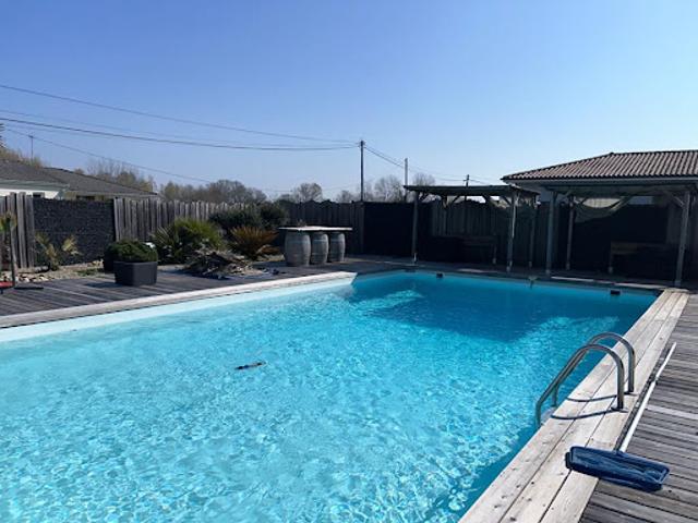 Vente Maison 10 pièces 280 m2 Saint Sulpice et Cameyrac
