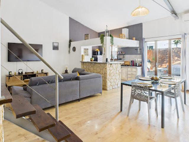 Vente Maison 10 pièces 285.74 m2 Trèbes