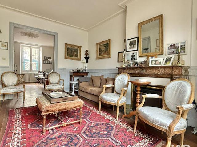 Vente Maison 10 pièces 285 m2 Bordeaux