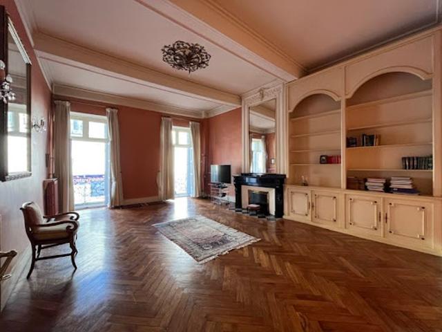 Vente Maison 10 pièces 285 m2 Condom
