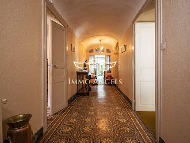 Vente Maison 10 pièces 286 m2 Montpeyroux