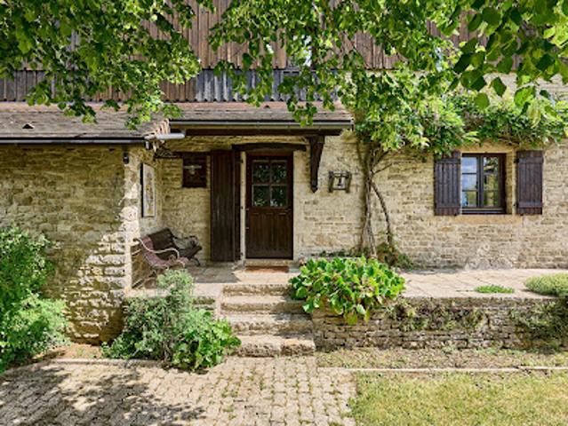 Vente Maison 10 pièces 288 m2 Montbeliard