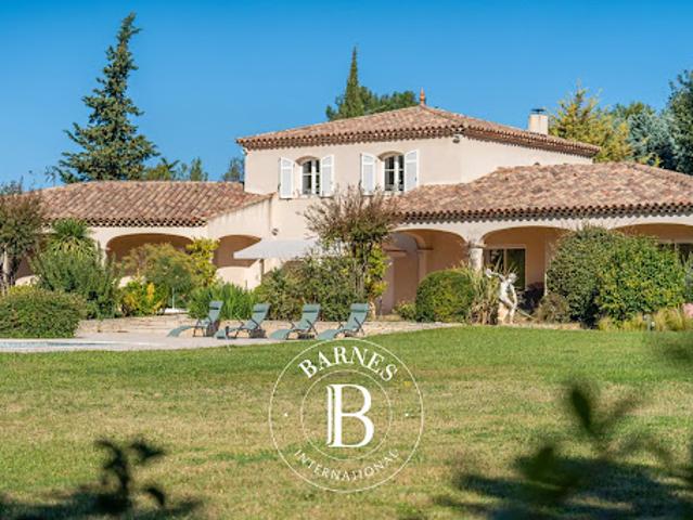 Vente Maison 10 pièces 290 m2 Aix en Provence
