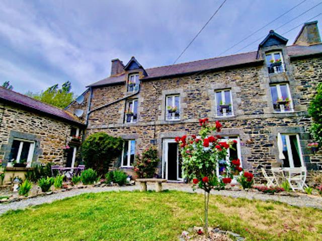 Vente Maison 10 pièces 292 m2 Le Mené