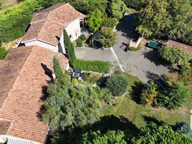 Vente Maison 10 pièces 297 m2 Saint Genis Laval