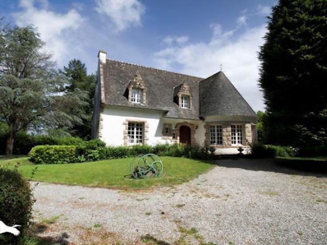 Vente Maison 10 pièces 296 m2 Le faouet